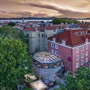 4* Hotel Bastion Heritage