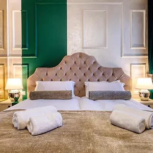 Riva Palace - Design Guest house
